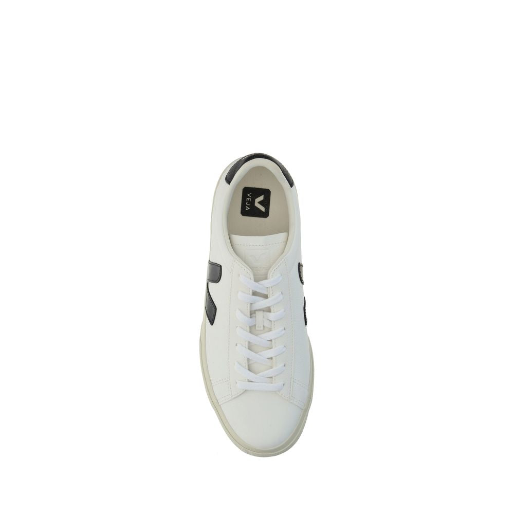 Veja Weiße Low-Top-Sneaker aus Kalbsleder Bos Taurus