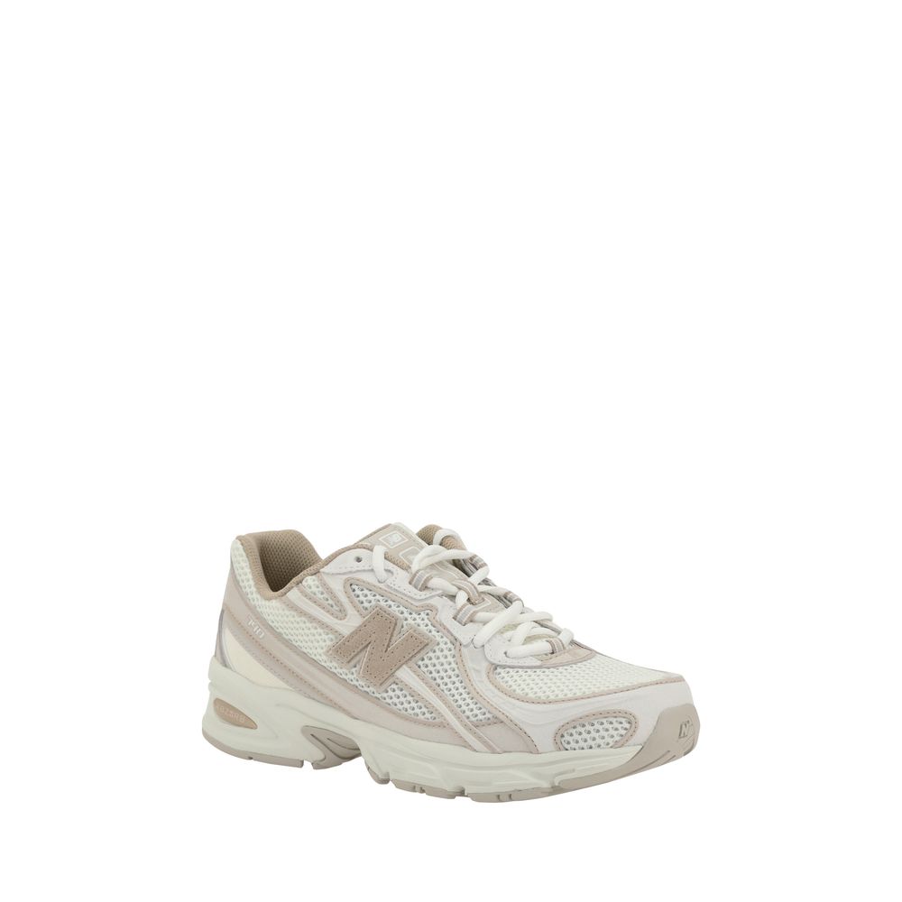New Balance Weiße Stoff-Sneaker im Athletic-Look