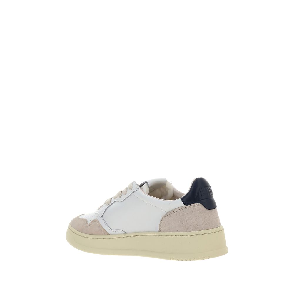 Autry Weiße Kalbsleder Bos Taurus Athletic Sneaker