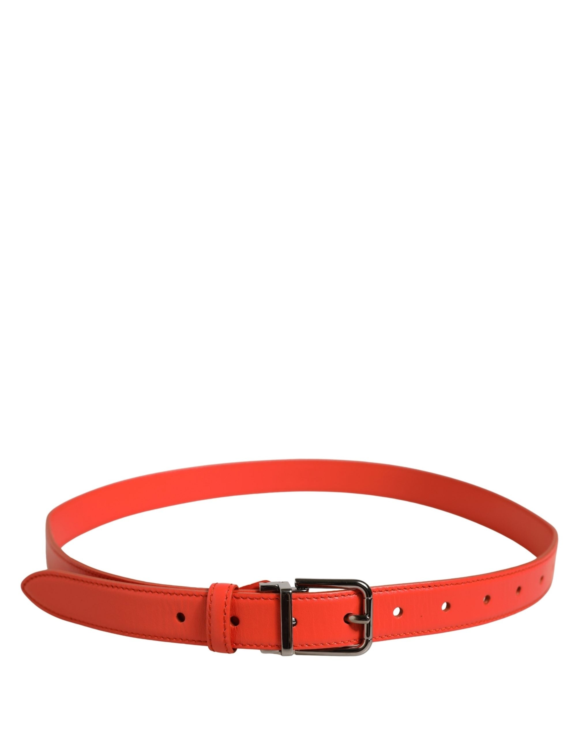 Dolce & Gabbana Roter Ledergürtel mit silberner Metallschnalle Cintura