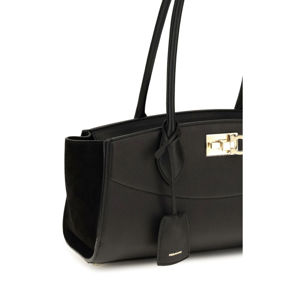 Ferragamo Schwarze Bos Taurus Kalbsleder Schultertasche