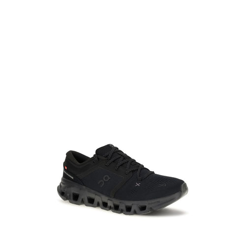 ON Schwarze Stoff-Sneaker