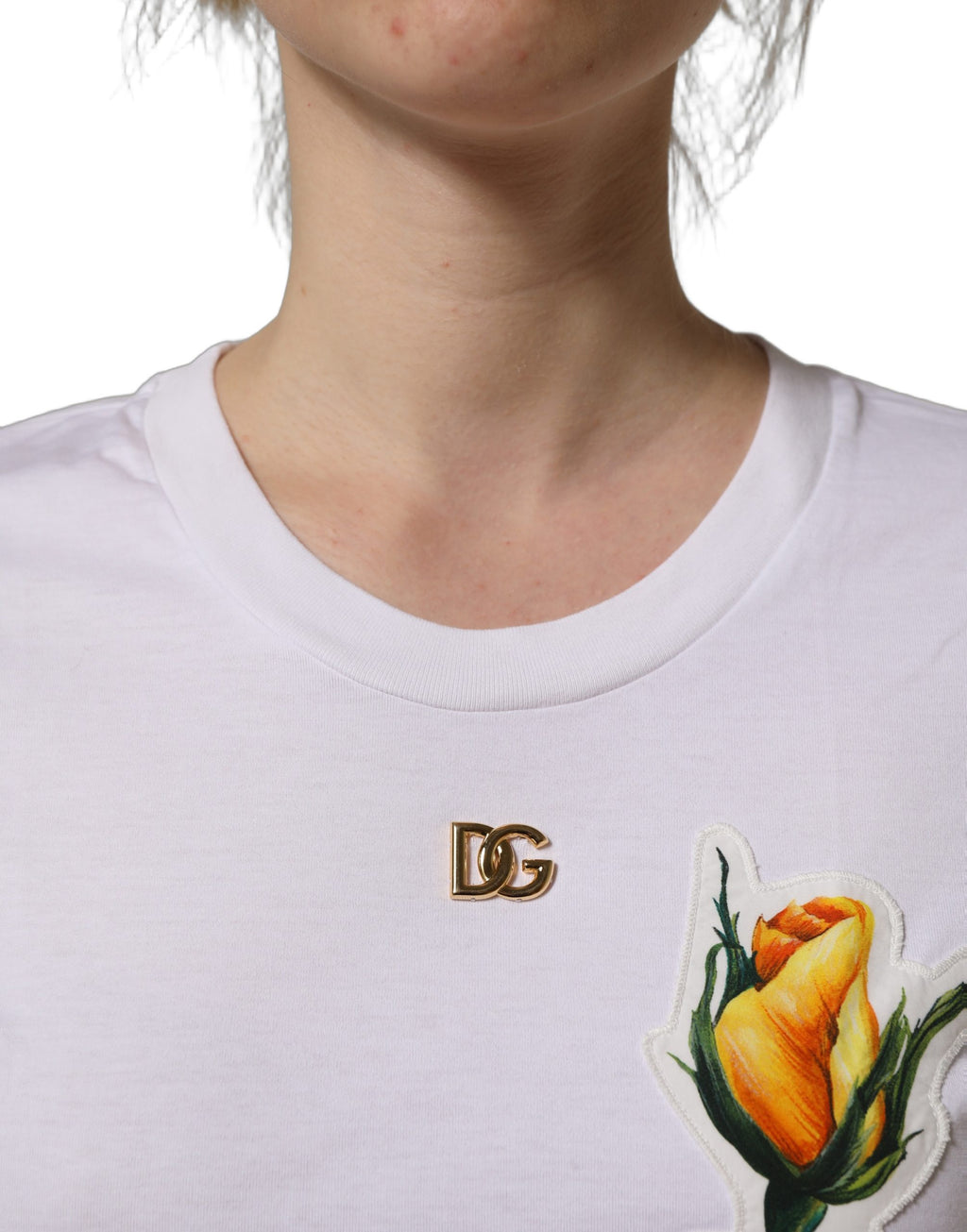 Dolce & Gabbana Weißes Baumwoll-T-Shirt mit Rosen-Patch und Rundhalsausschnitt