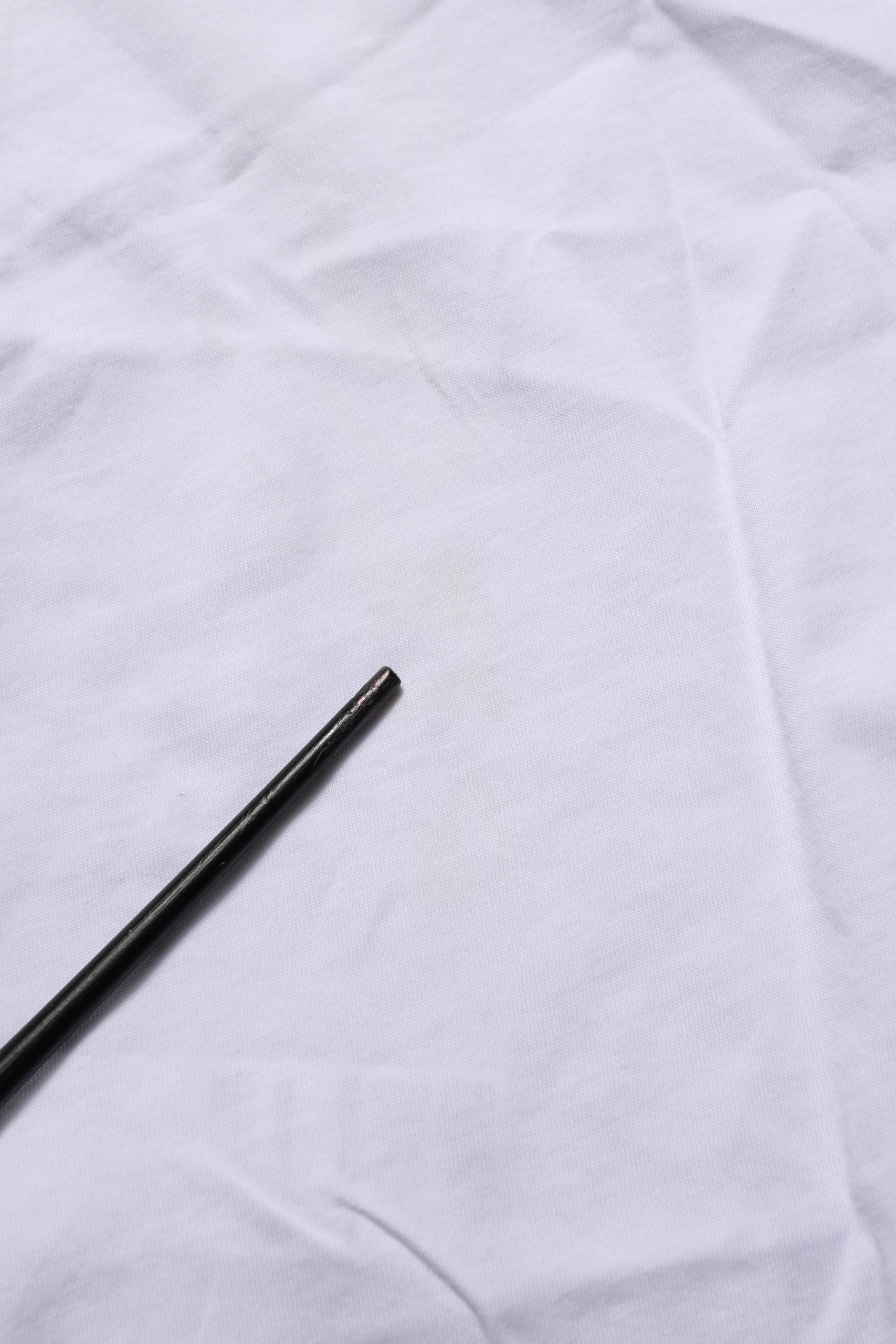 Dolce & Gabbana Weißes Baumwoll-T-Shirt mit Rundhalsausschnitt und Logo-Patch