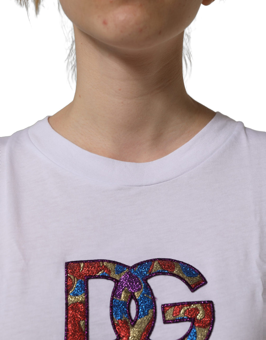 Dolce & Gabbana Weißes Baumwoll-T-Shirt mit Rundhalsausschnitt und Logo-Patch