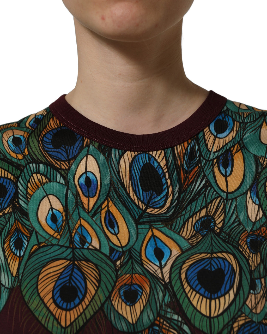 Dolce & Gabbana Burgunderfarbenes T-Shirt mit Pfauenfeder-Print und Rundhalsausschnitt