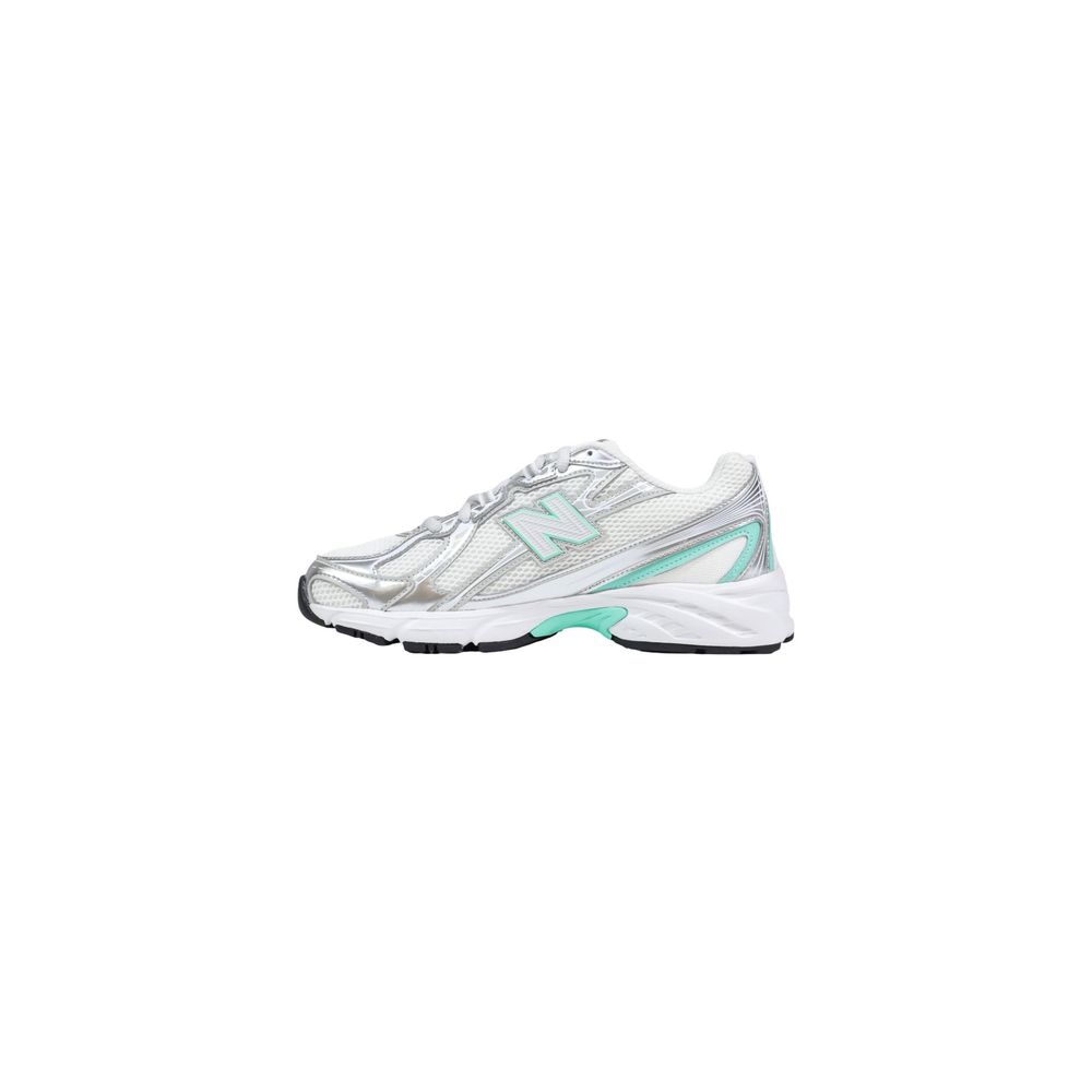 New Balance Silberne synthetische Sportsneakers