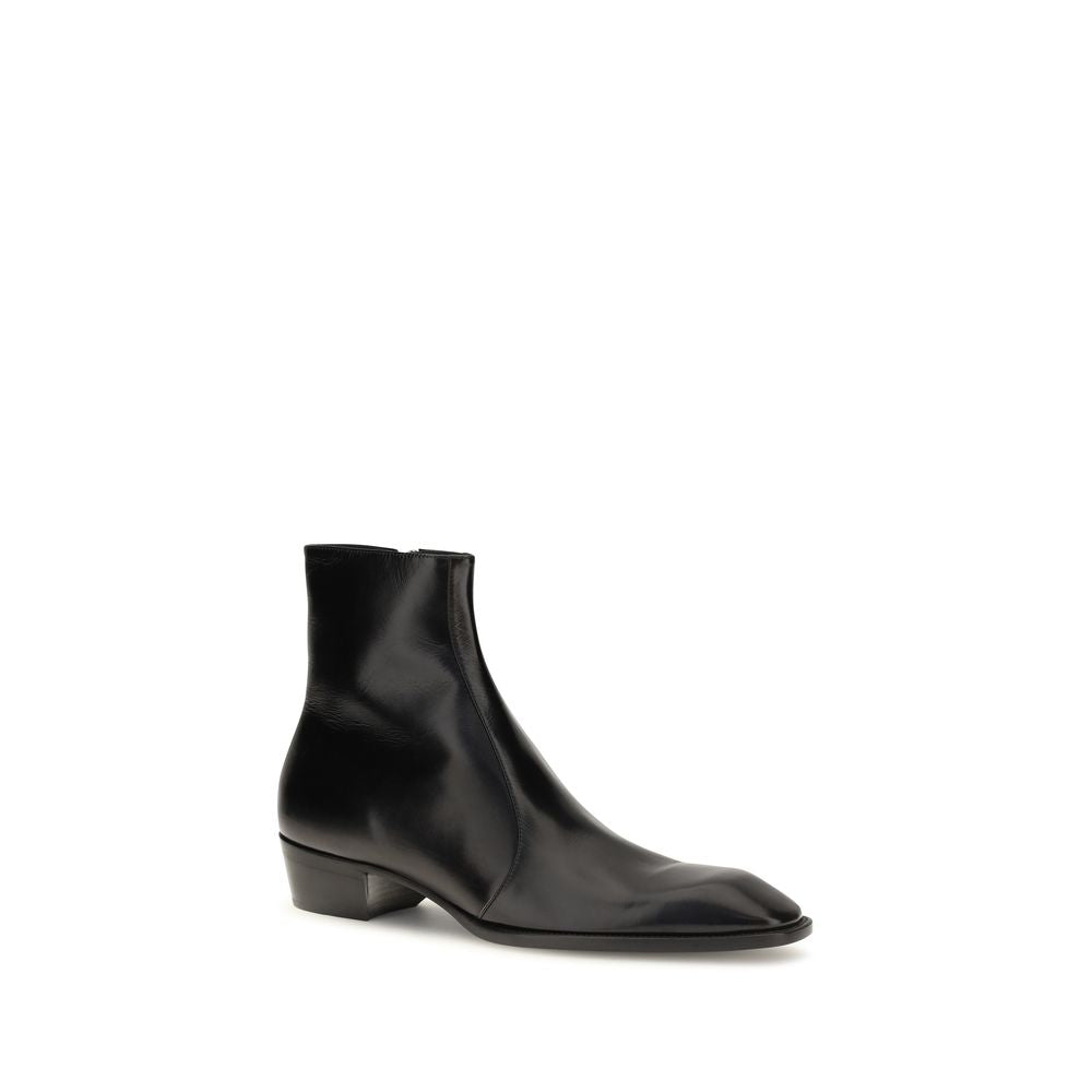 Saint Laurent Schwarze Ankle Boots aus Kalbsleder Bos Taurus