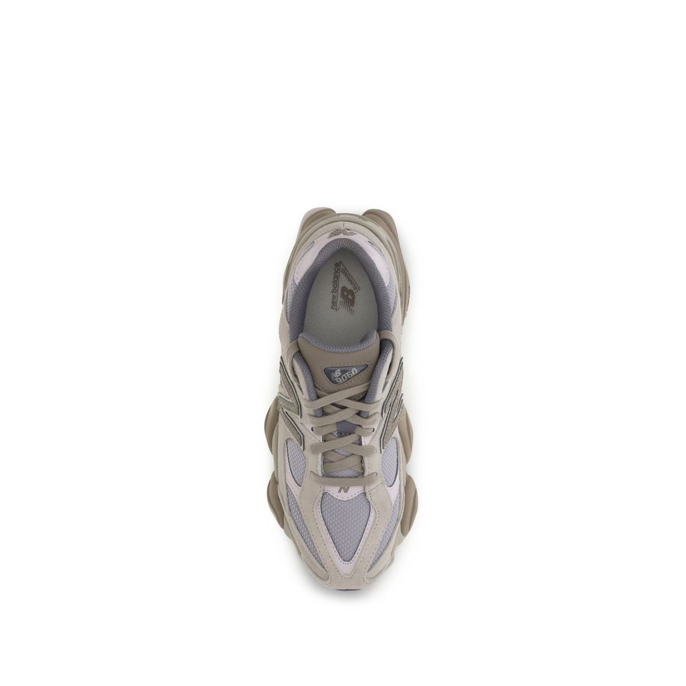 New Balance Beige Polyamid-Sneakers für sportliche Aktivitäten