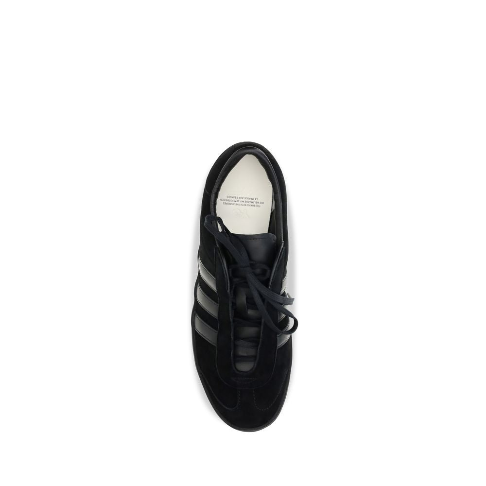 Y-3 Schwarze Bos Taurus Kalbsleder Sneaker