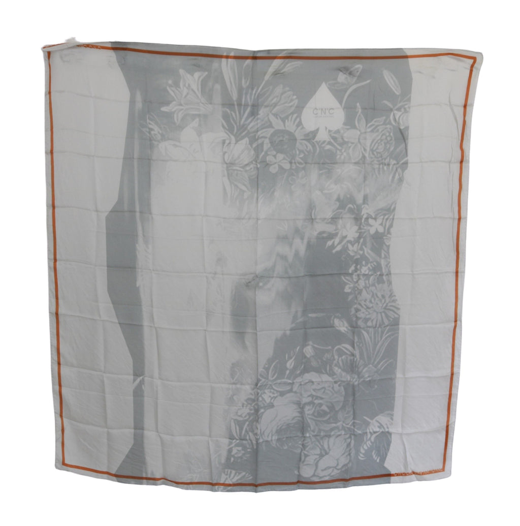 Costume National Grauer orangefarbener Seiden-Foulard-Wickeltuch