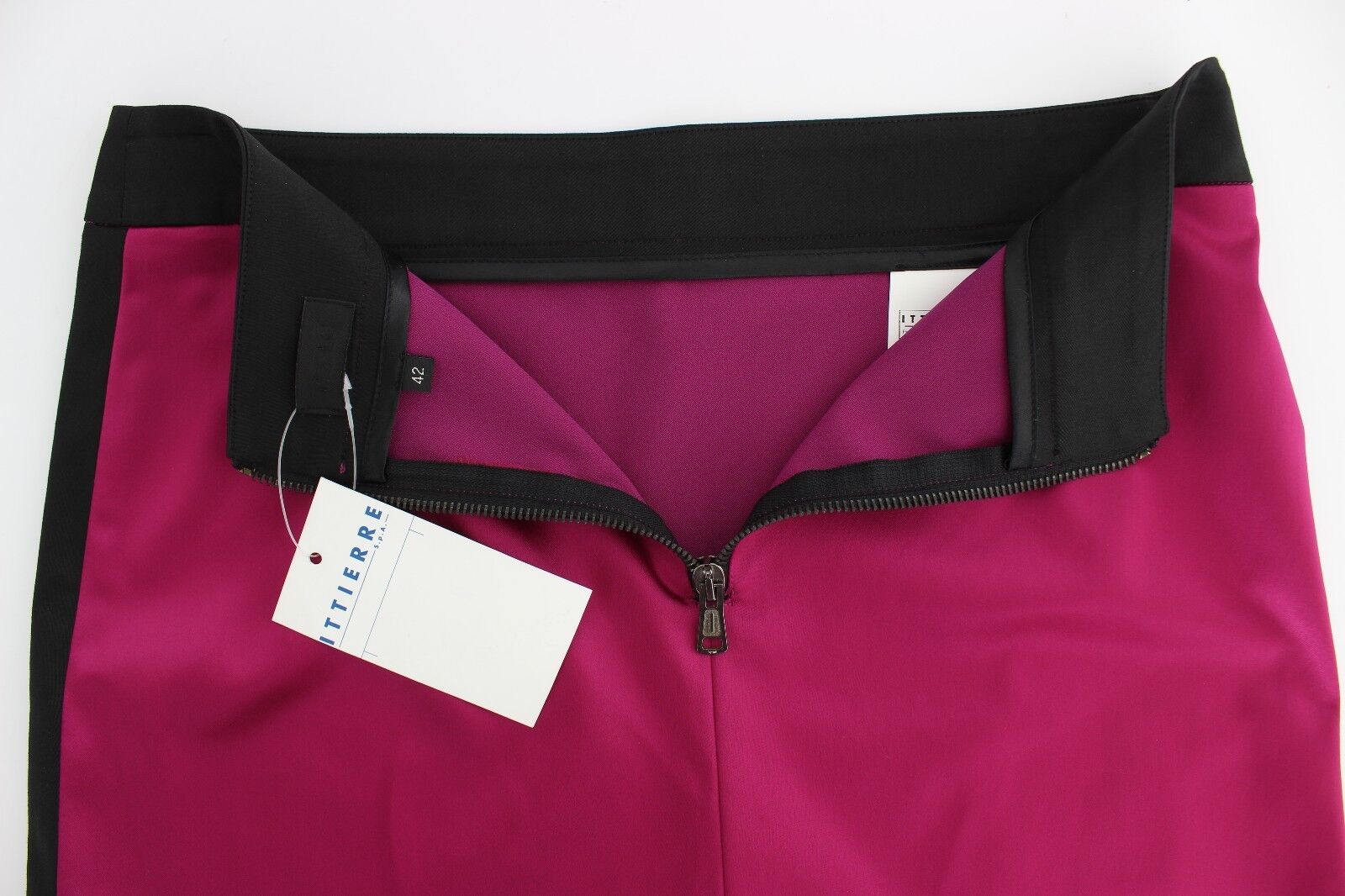 Exte Rosa Schwarz über den Knien Baumwoll-Stretchrock