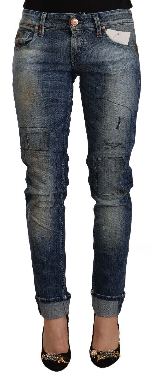 Eight blue washed low-rise jeans with folded hems