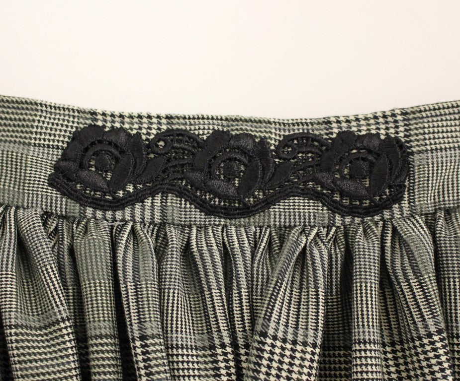 NOEMI ALEMAN Grey Checked Wool Shorts Skirt