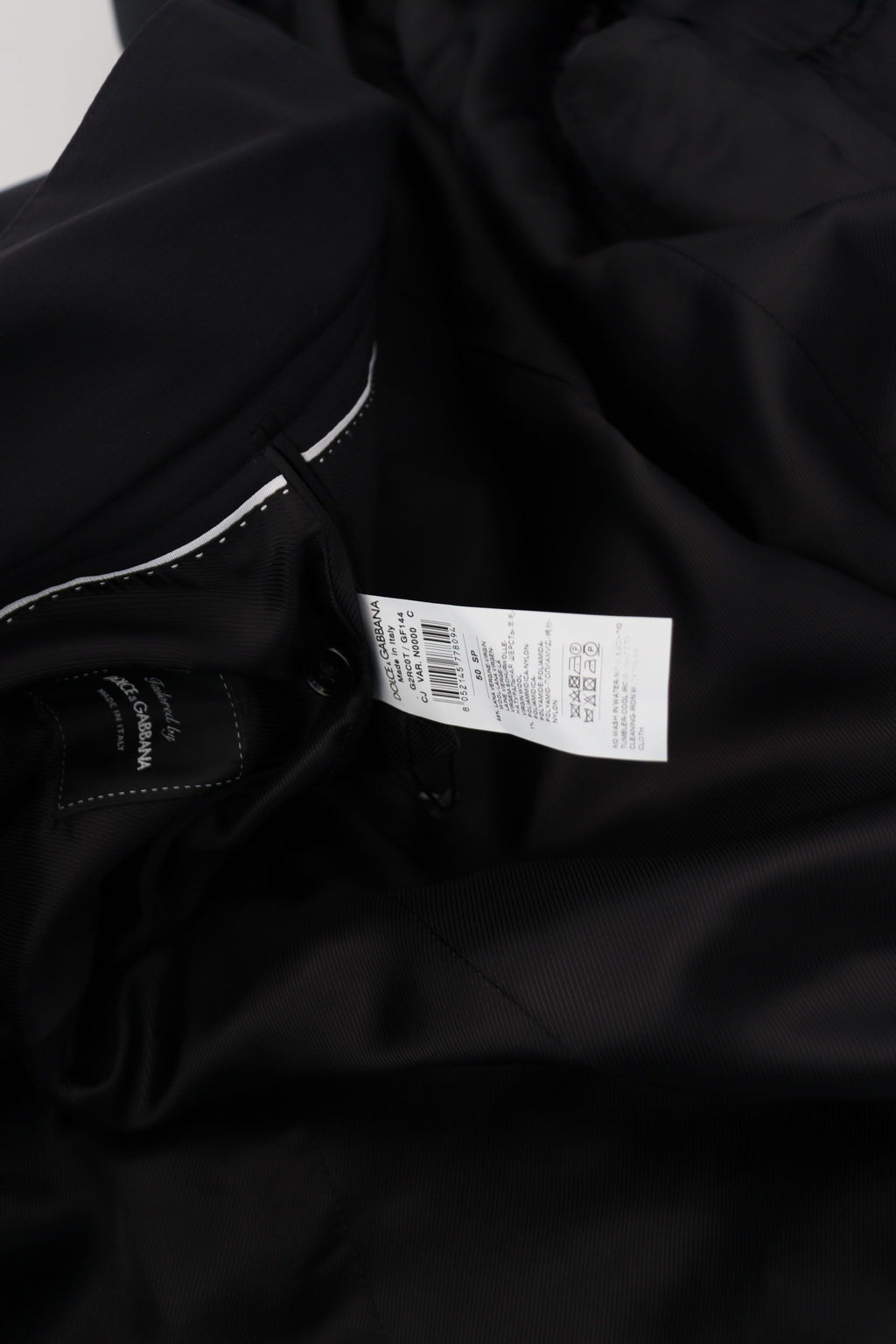 Dolce & Gabbana Schwarze Jacke mit langen Ärmeln und durchgehendem Reißverschluss aus Wolle