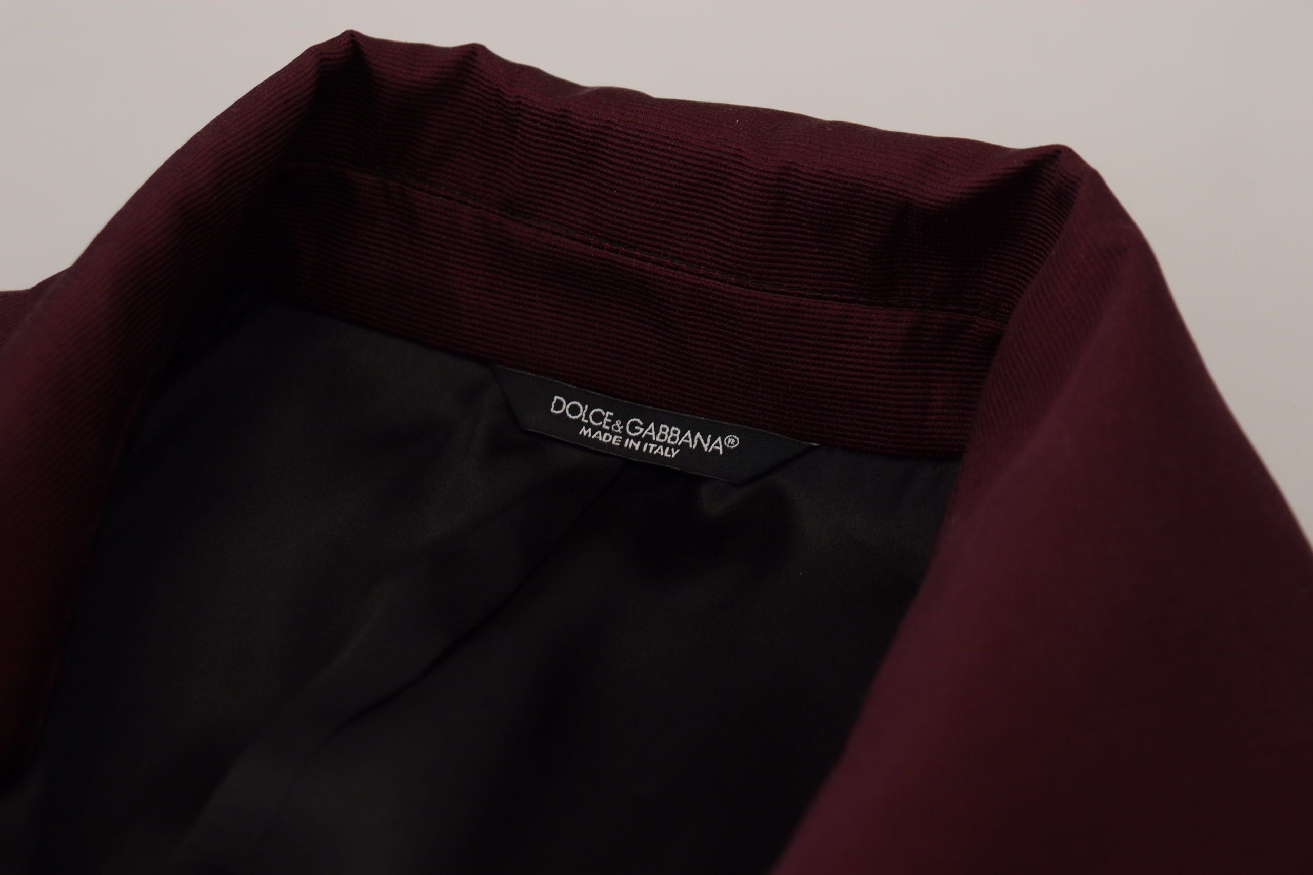 Dolce & Gabbana Zweireihige Jacke aus Polyester in Bordeaux