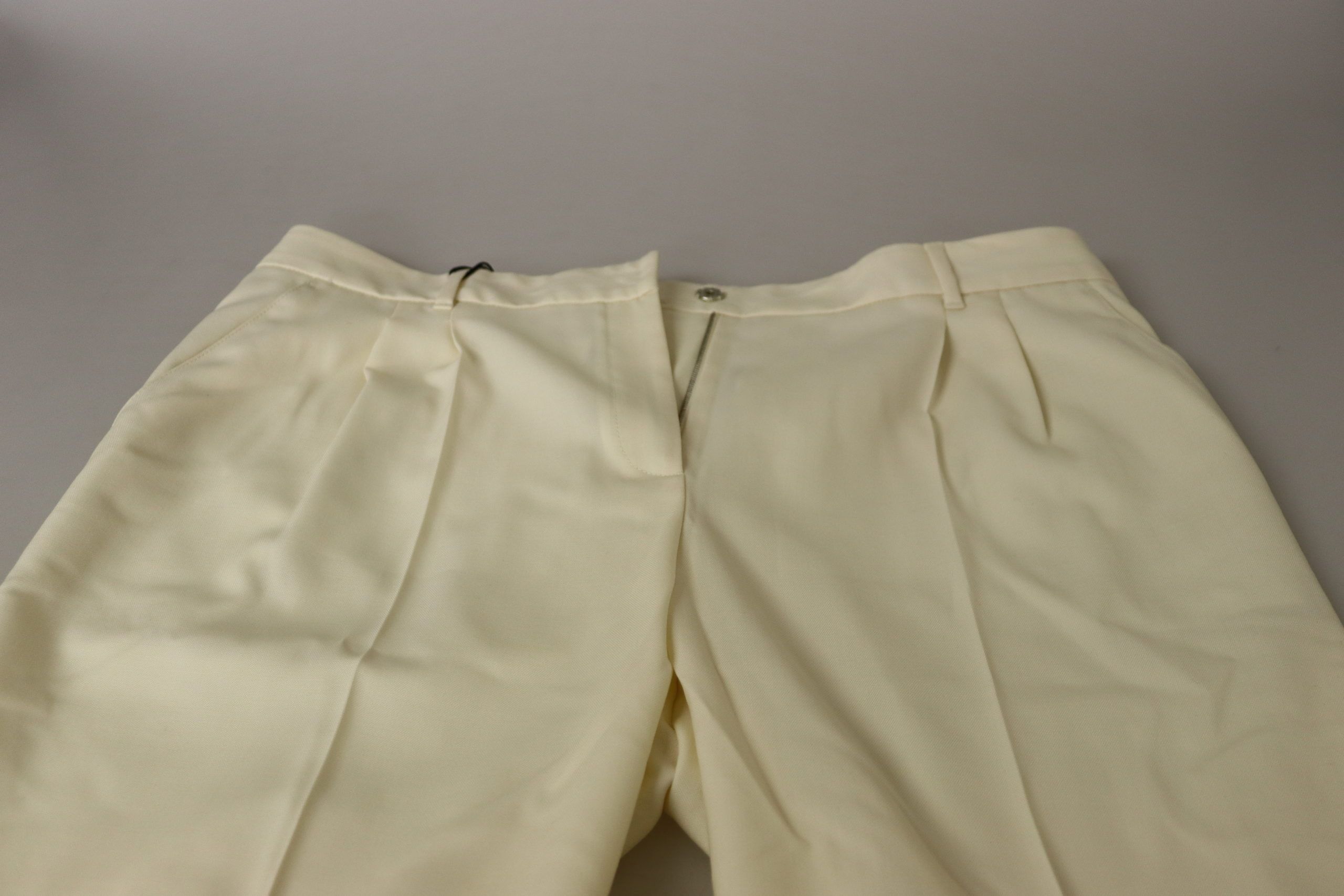 Dolce & Gabbana Elfenbeinfarbene Hose mit hoher Taille und umgeschlagenem Saum