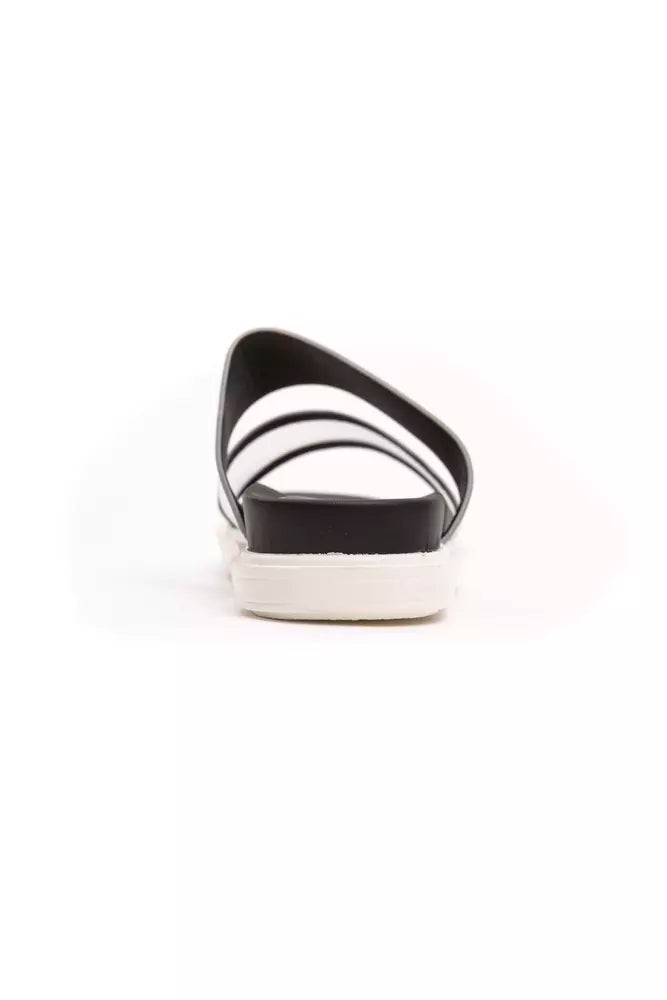 Péché Originel Silberne Polyethylen-Sandalette für Damen