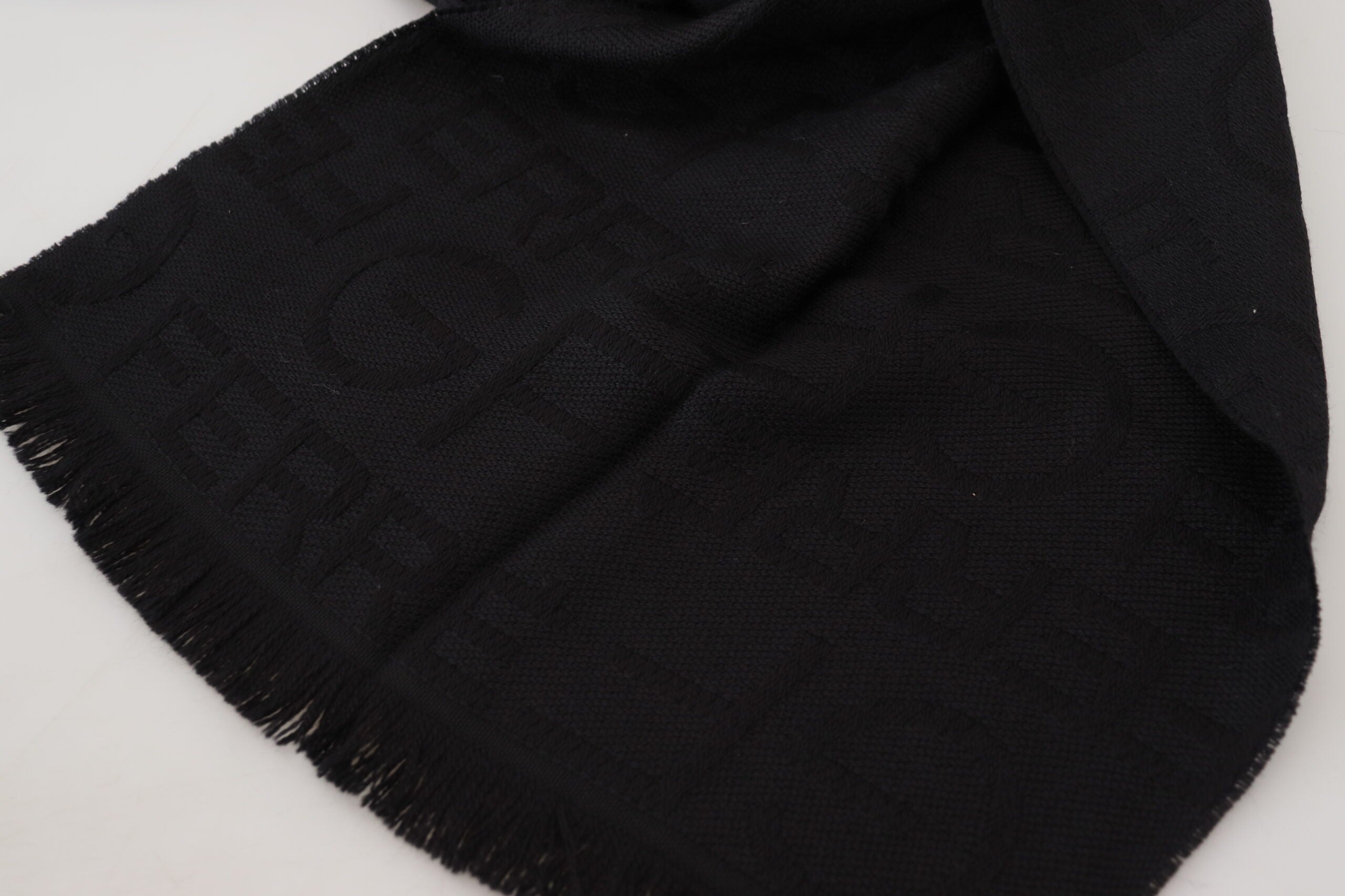 GF Ferre Schwarzer Wolle Hals Wrap Schal Fransen Schal
