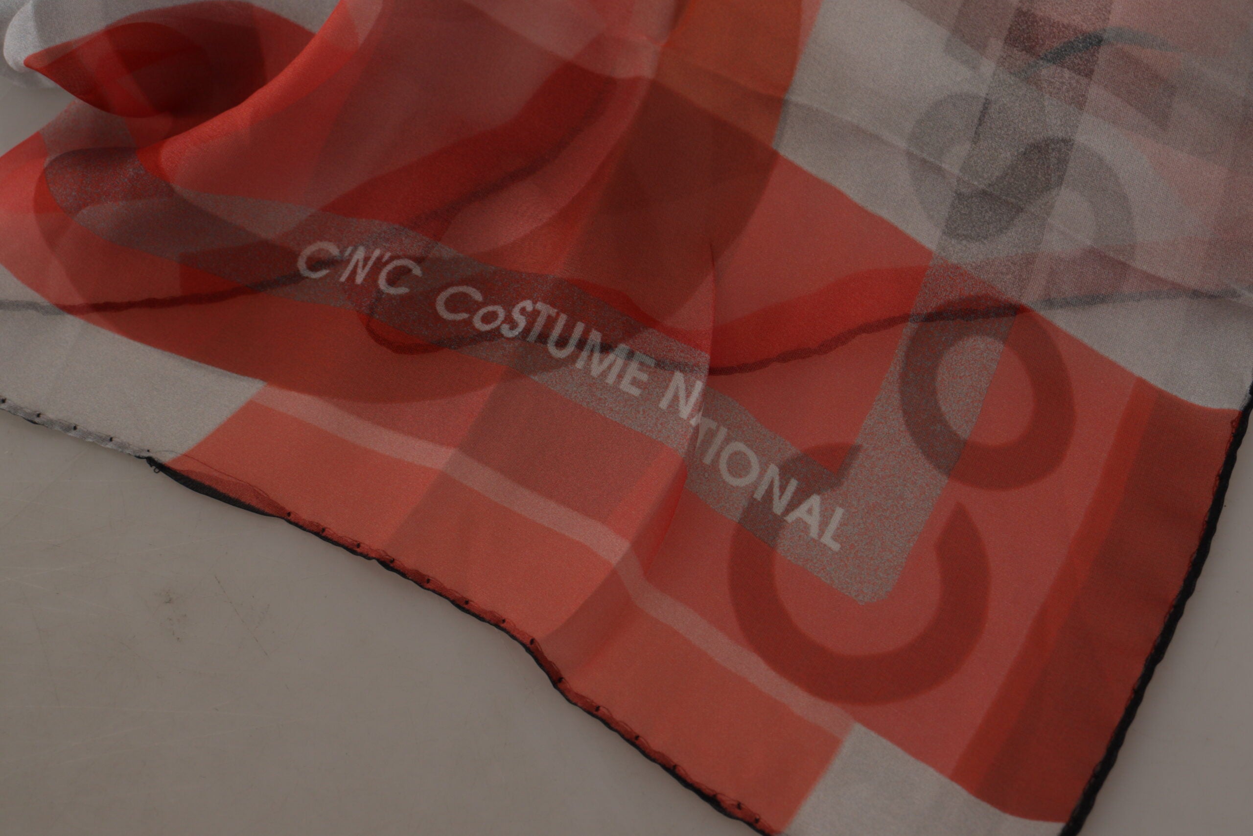 Costume National Grauer roter Schal Foulard Wickelschal
