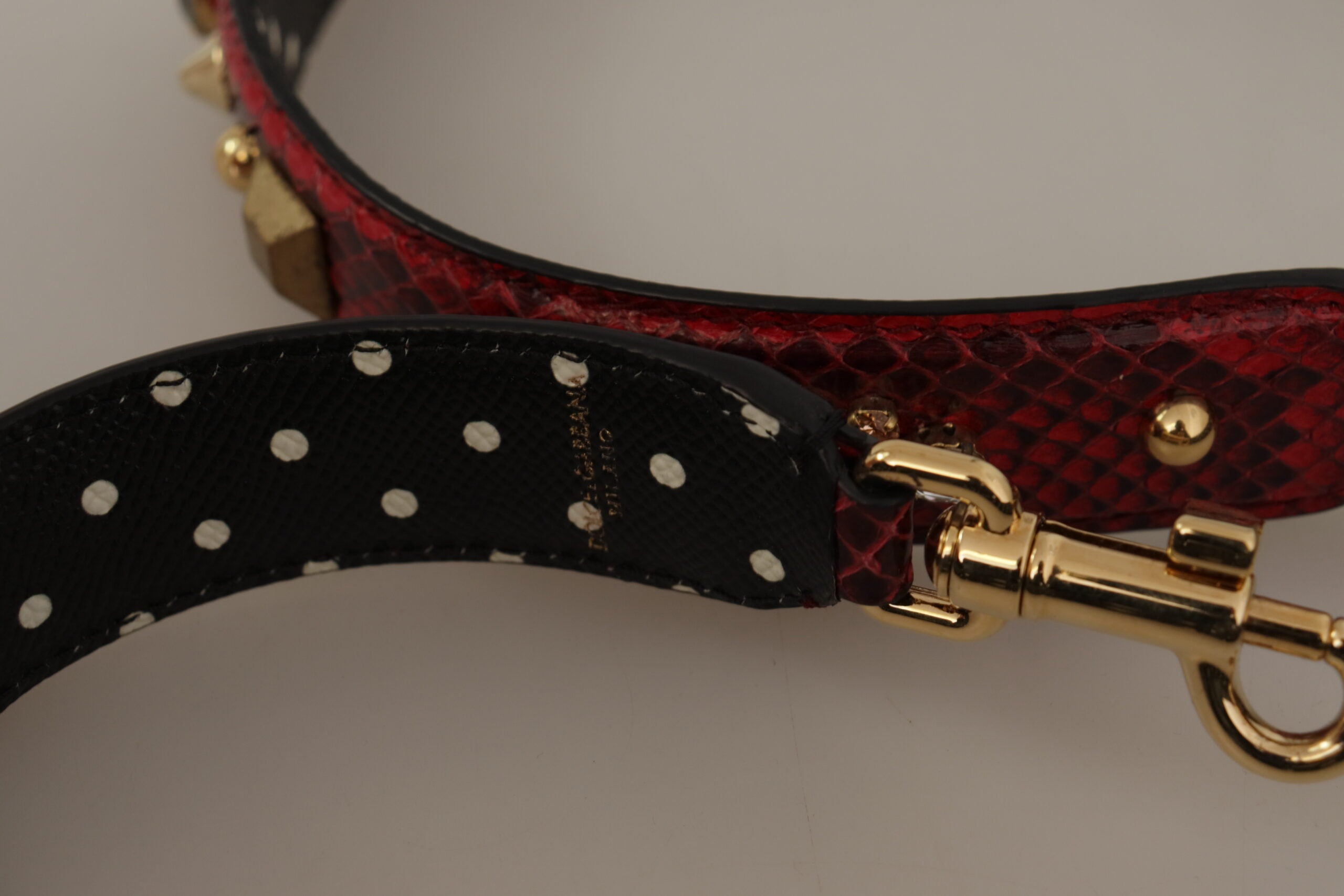 Dolce & Gabbana Rotes Pythonleder mit Kristallen Beidseitig tragbarer Schulterriemen