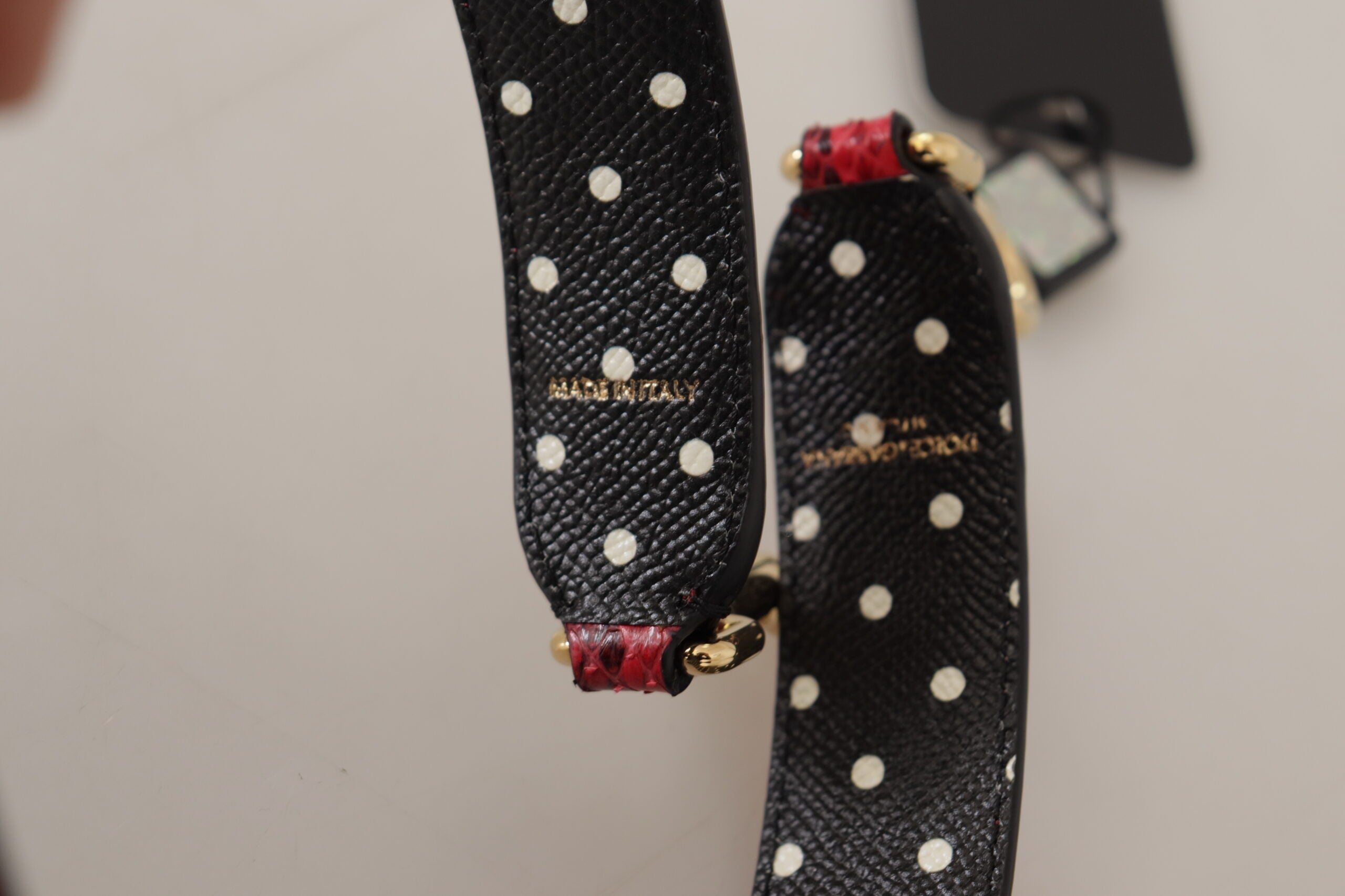 Dolce & Gabbana Rotes Pythonleder mit Kristallen Beidseitig tragbarer Schulterriemen