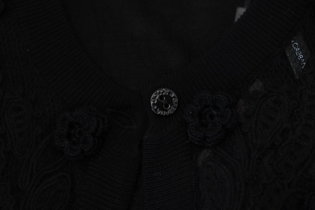 Dolce & Gabbana Schwarzer Strickpullover mit floraler Spitze und Knopfleiste