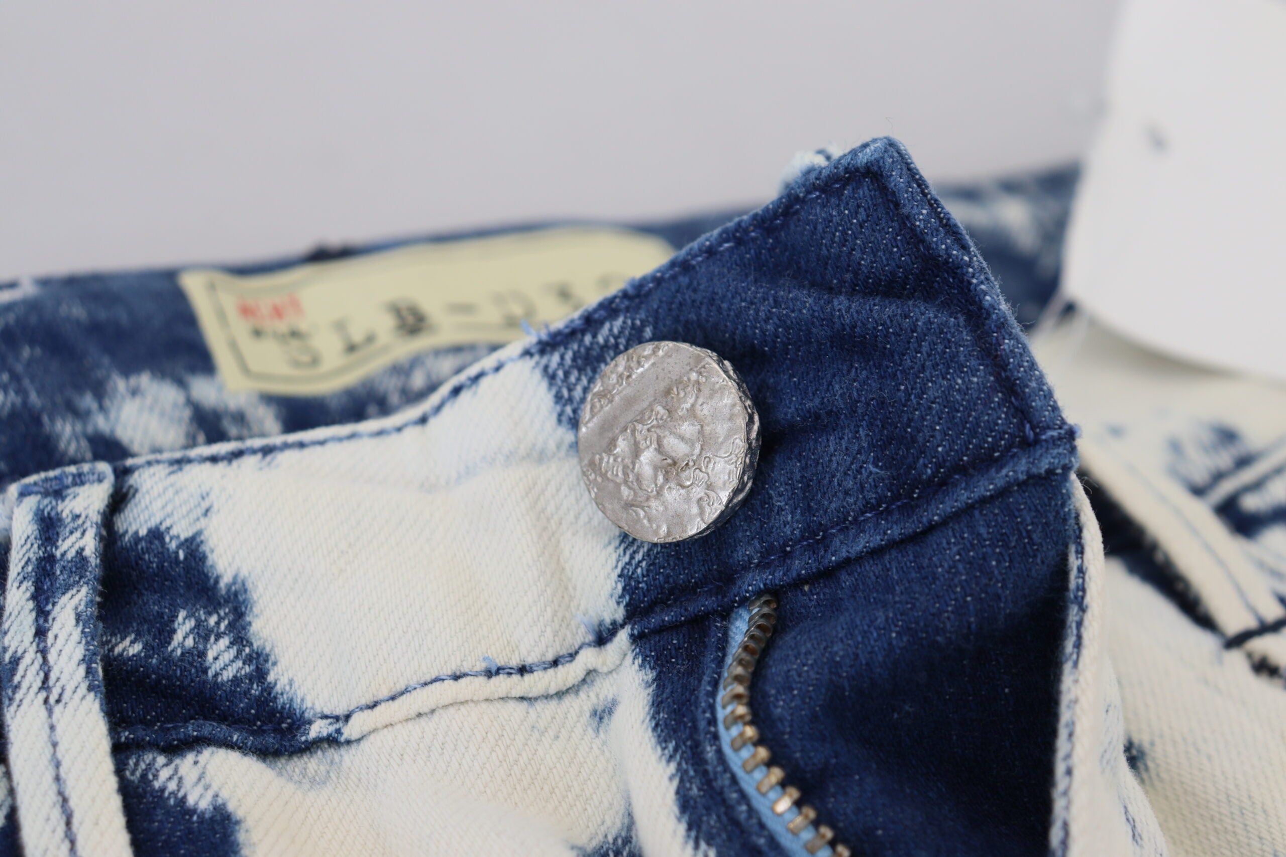 Acht Weiß Blau Baumwolle Skinny Frauen zerfleddert Denim Jeans