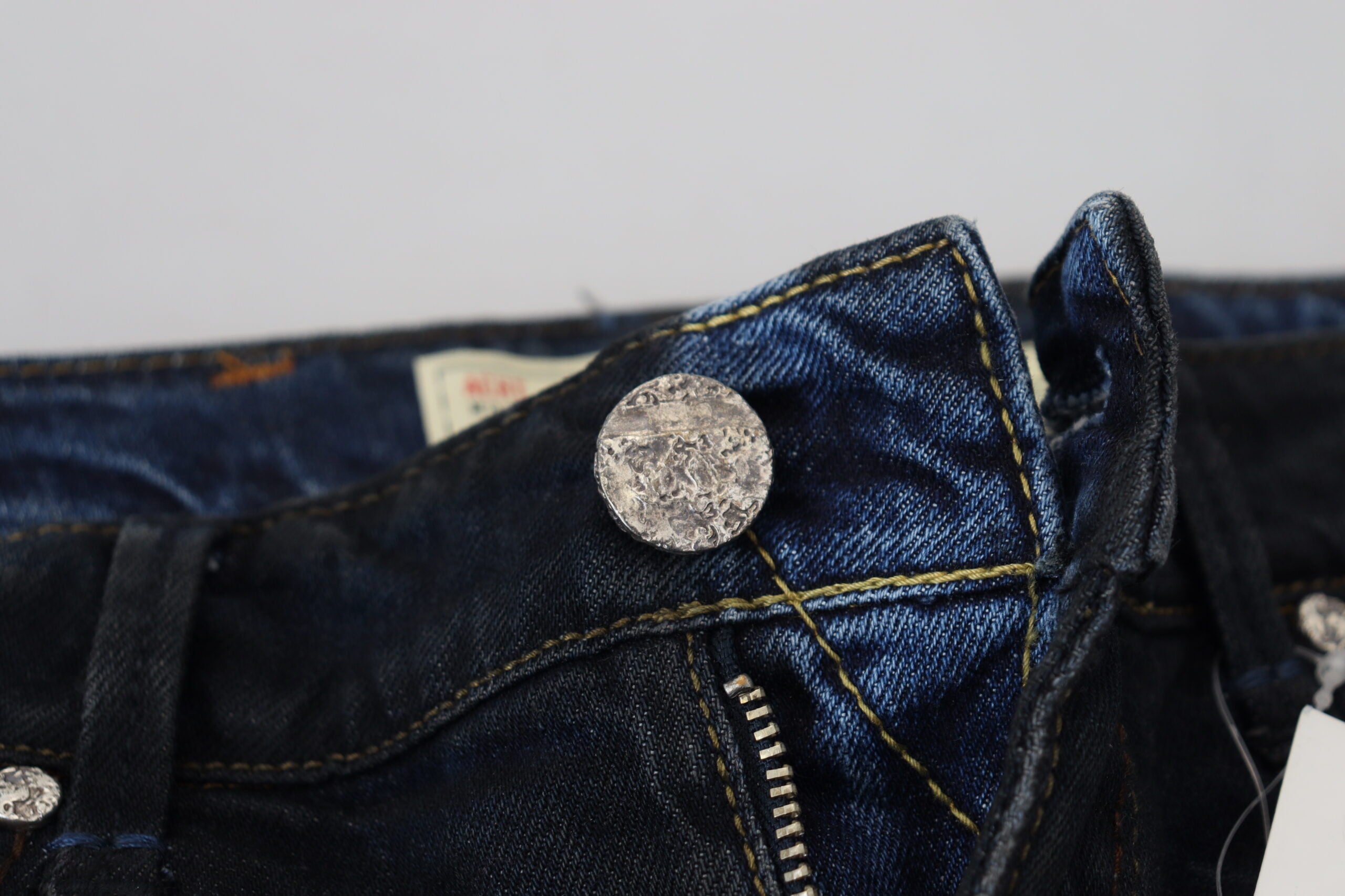 Eight Blue Cotton Low Rise Slim Fit Women's Casual Jeans