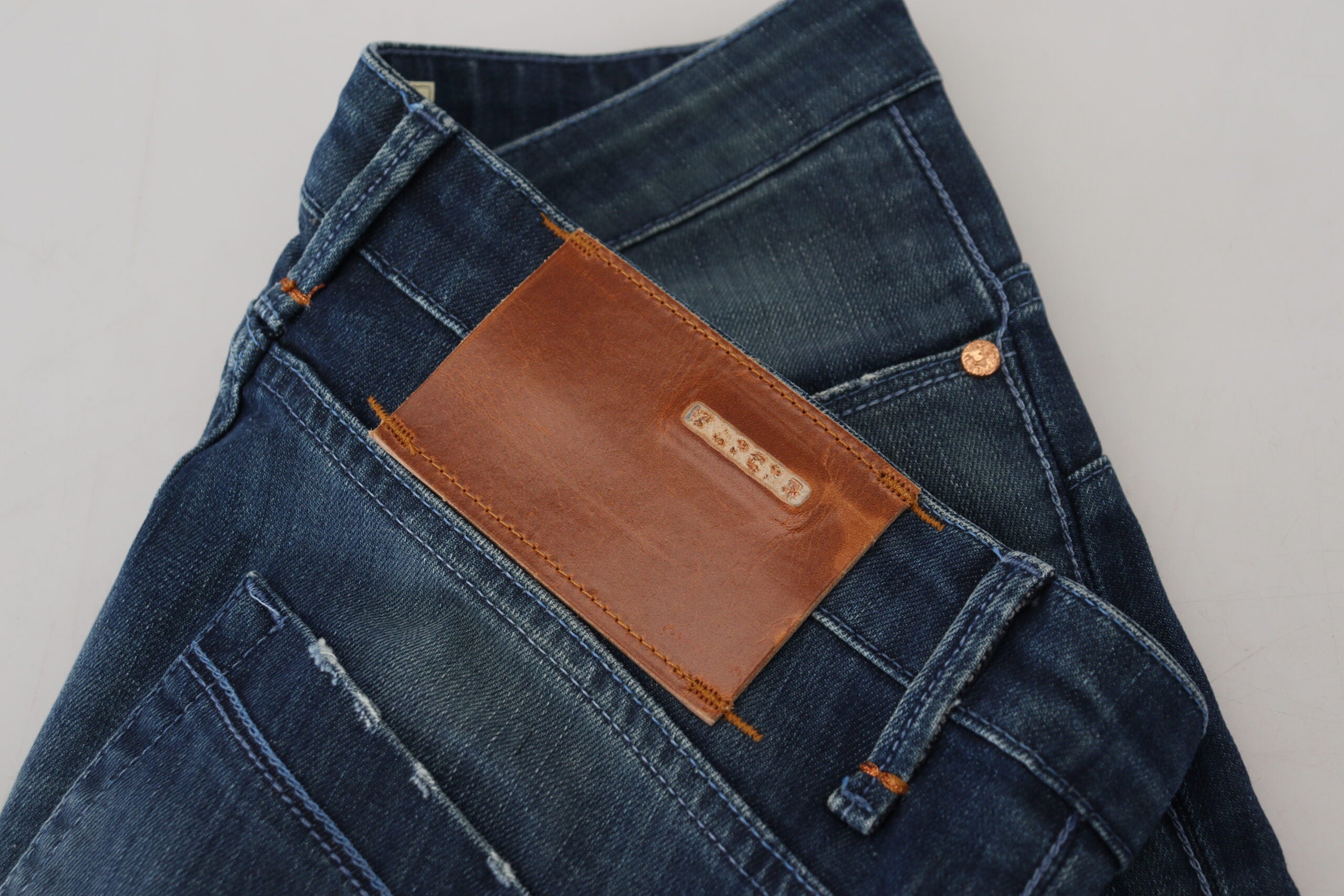 Acht Blaue Baumwolle Slim Fit Damen Casual Denim Jeans