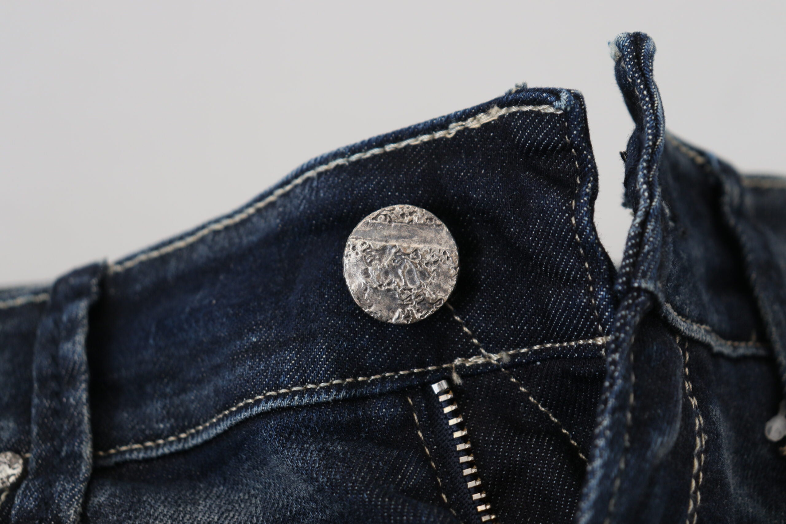 Eight Blue Washed Cotton Slim Fit Women's Denim Jeans