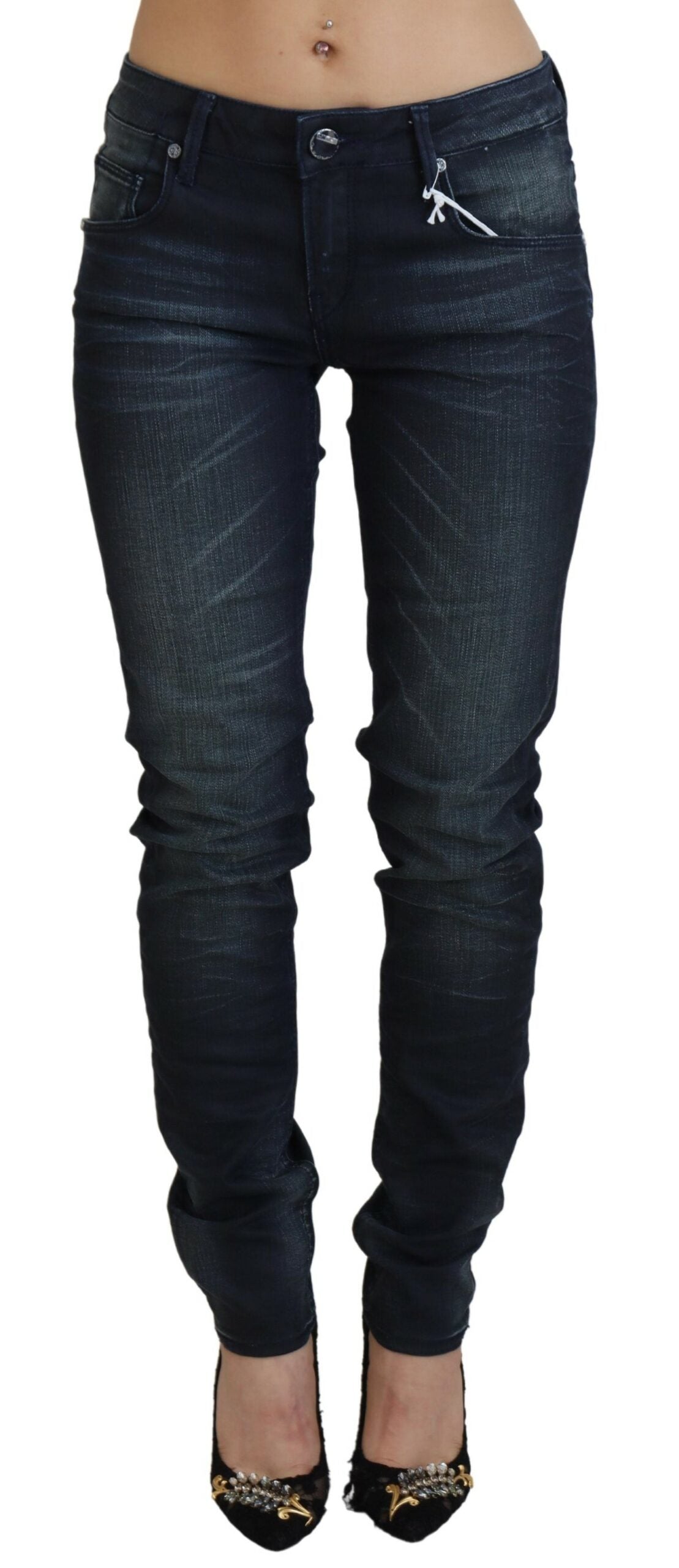 Eight blue washed low-rise slim-fit jeans in cotton denim
