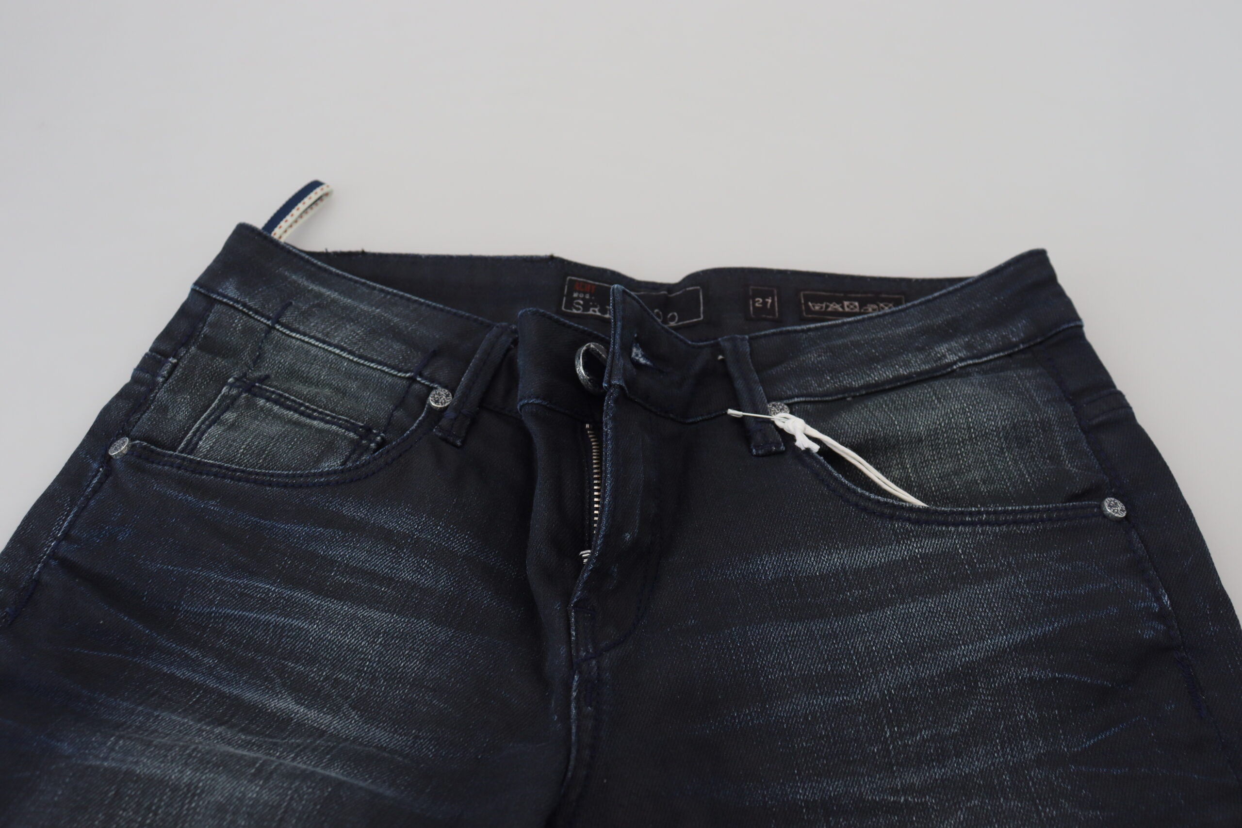 Eight blue washed low-rise slim-fit jeans in cotton denim