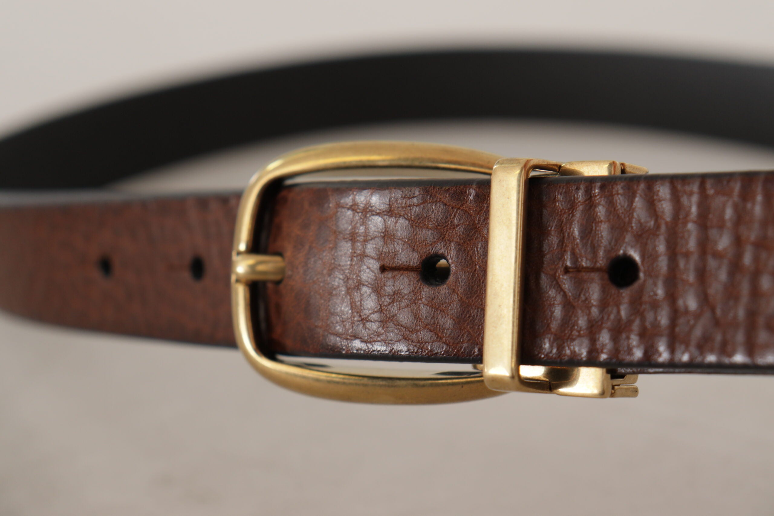 Dolce & Gabbana Brown Leather Belt with Vintage-Style Metal Buckle