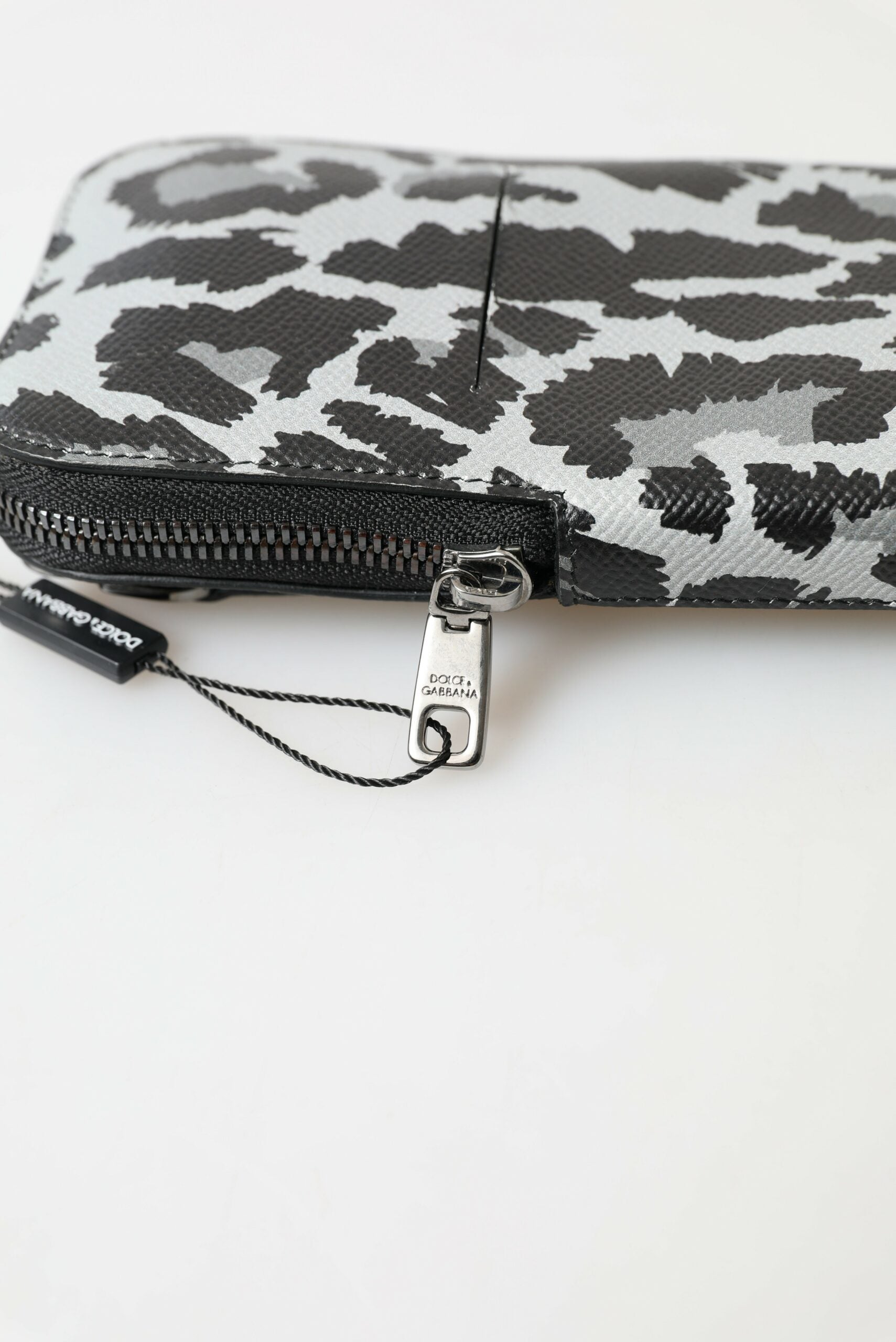 Dolce & Gabbana Grauer Leopard Leder Männer Geldbörse Crossbody Sling Telefon Tasche