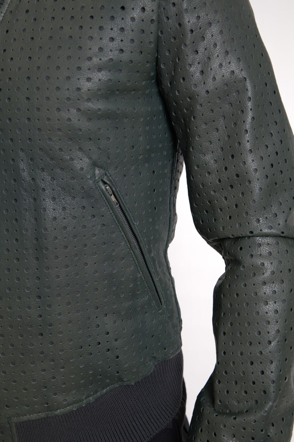 Dolce & Gabbana Grüne Bomberjacke aus Leder mit Perforation