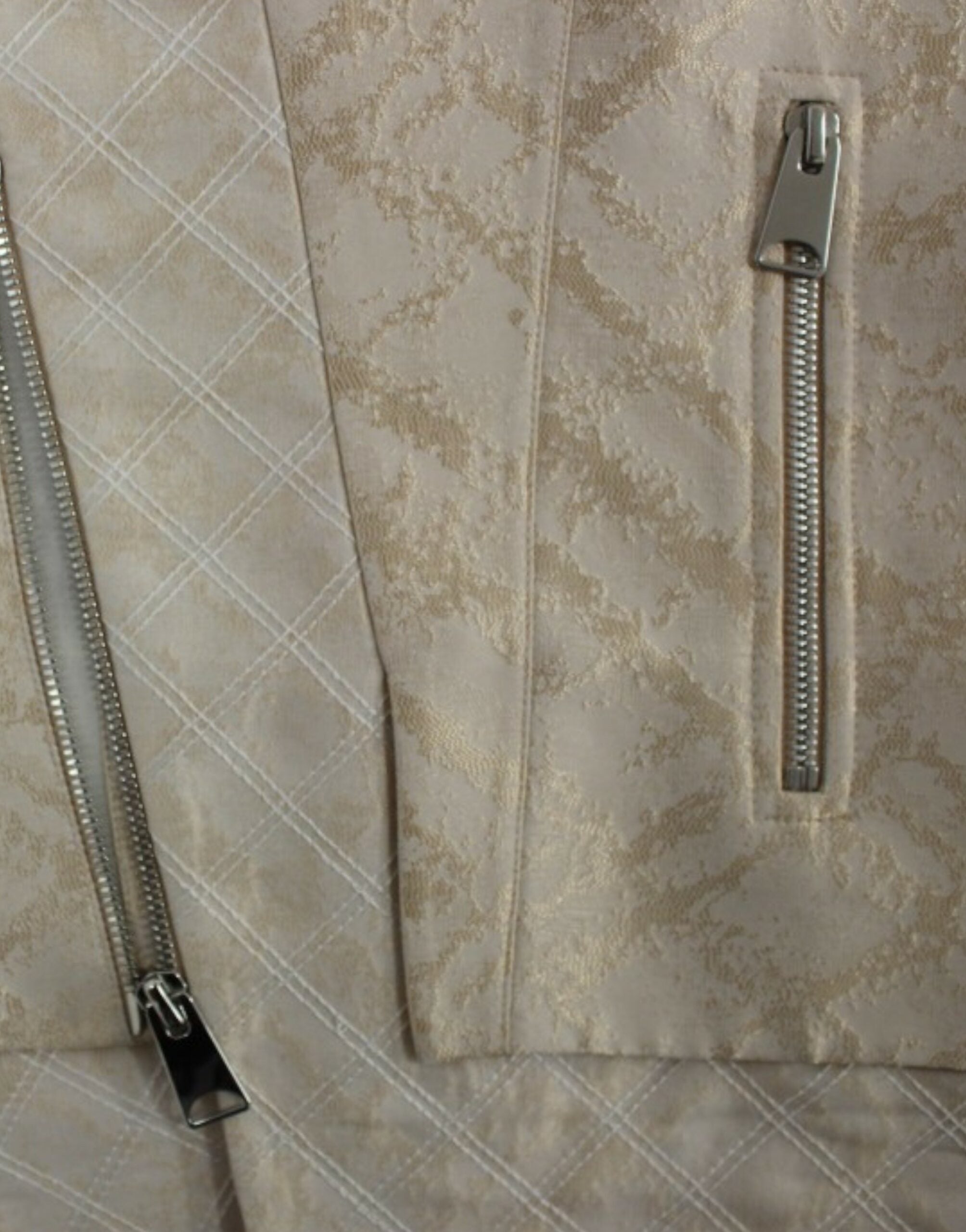 Zeyneptosun Sleeveless Jacket in Beige Brocade