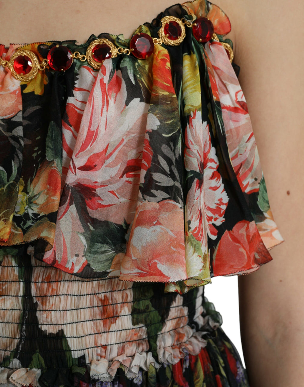 Dolce & Gabbana Mehrfarbiges, geblümtes, gestuftes Maxikleid aus Chiffon