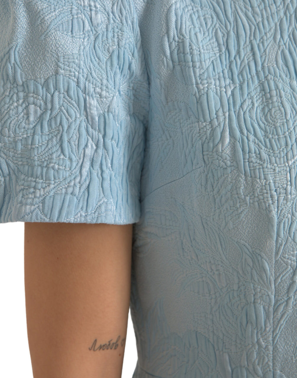Dolce & Gabbana Hellblaues geblümtes Jacquard-Minikleid mit Puffärmeln