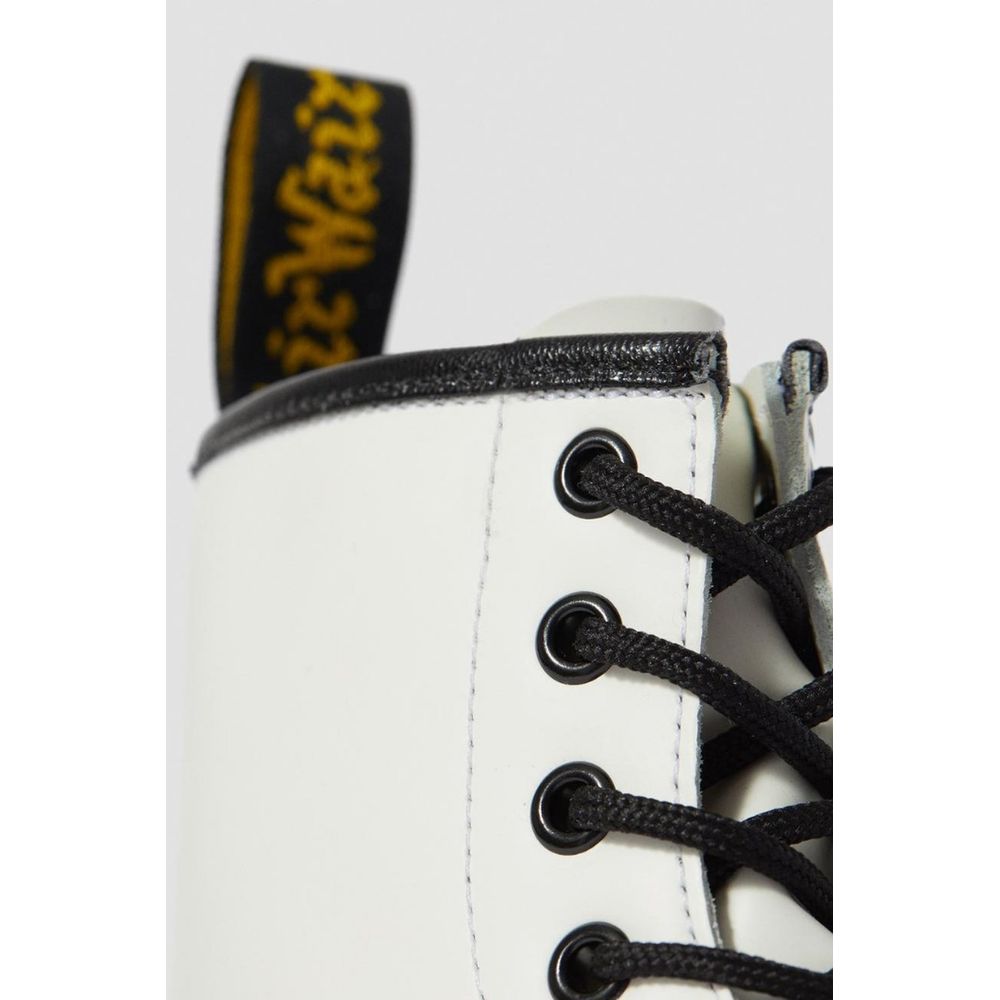 Dr. Martens Weiße Leder-Schnürstiefel