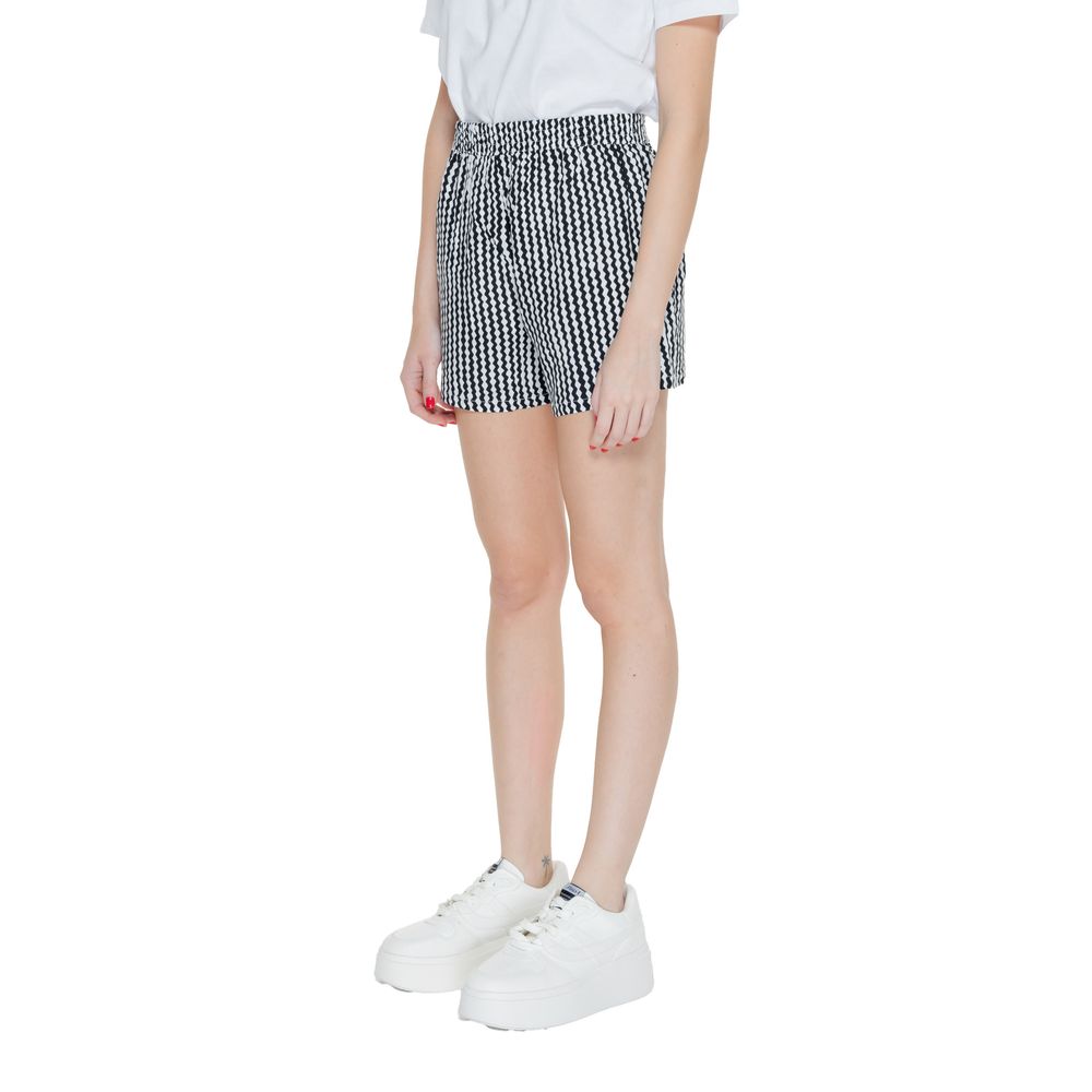 Only Schwarze Viskose-Shorts