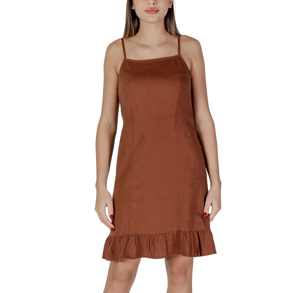 B.Young Braunes Leinen-Midikleid