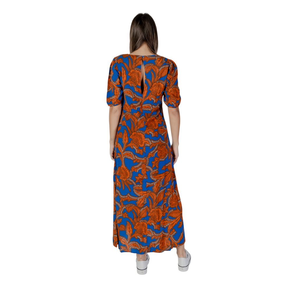 B.Young Blaues Viskose-Maxikleid
