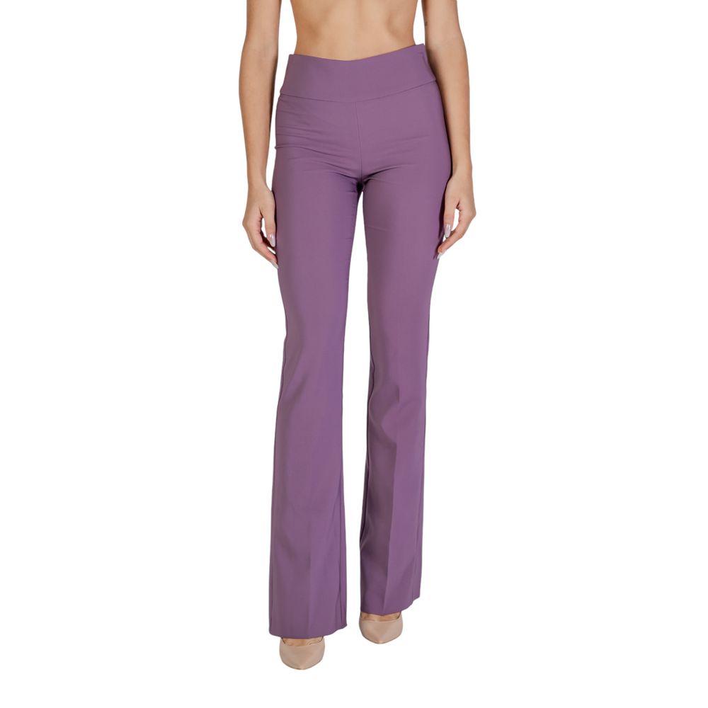 Sandro Ferrone Lila Polyester-Hosen mit ausgestelltem Bein