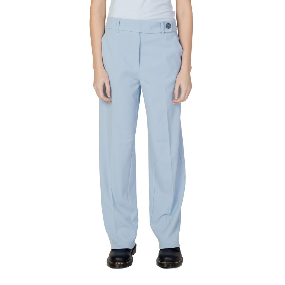Only blue polyester trousers for leisure