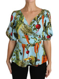 Dolce & Gabbana Mehrfarbiges Seidentop mit Gemüsedruck Schößchen-Wickelbluse