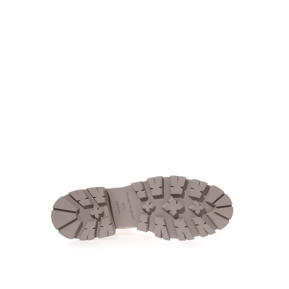 Alexander McQueen Chic Grey Leather Boots for Elegant Strides