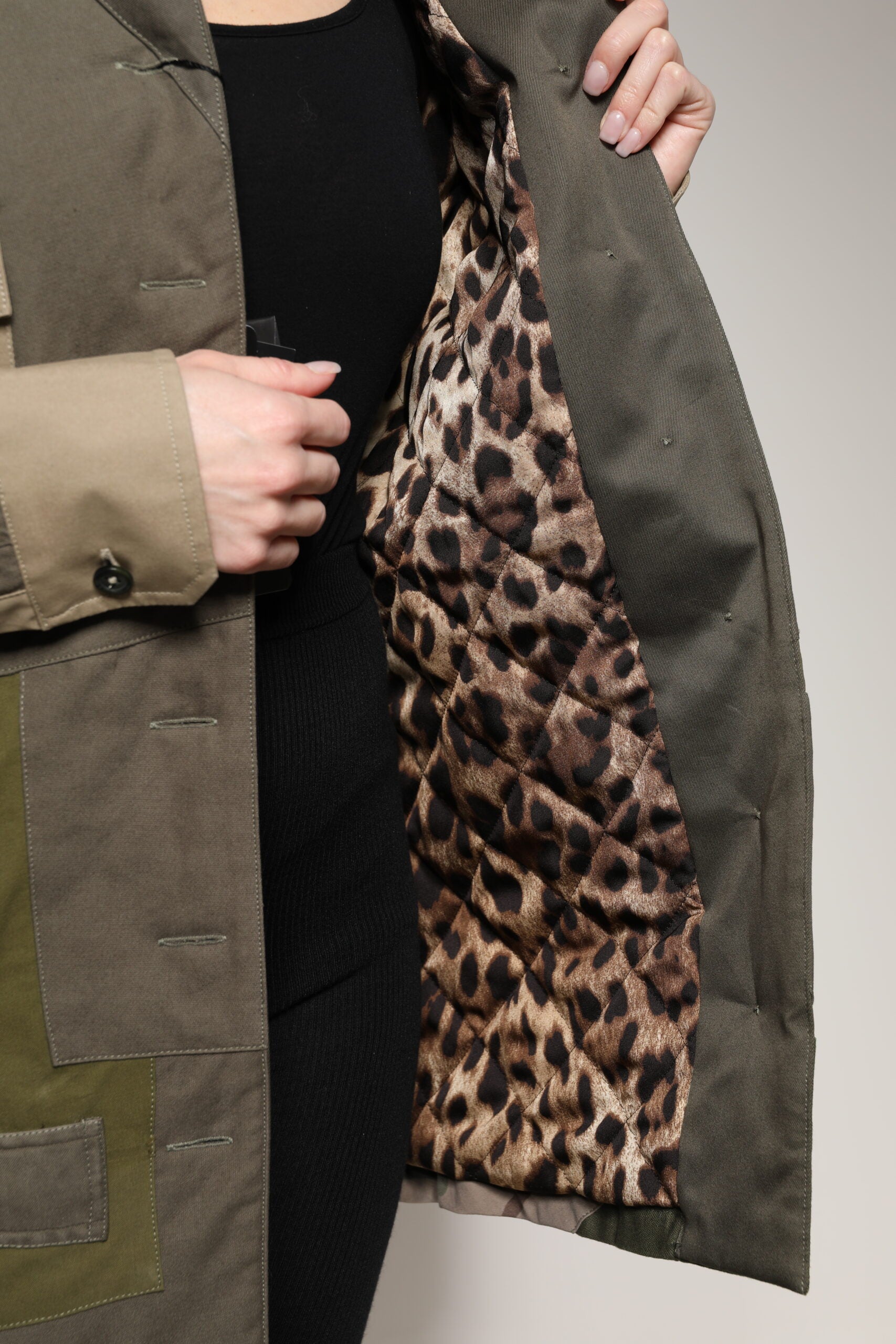 Dolce & Gabbana Cotton Military Green Button Up Jacket