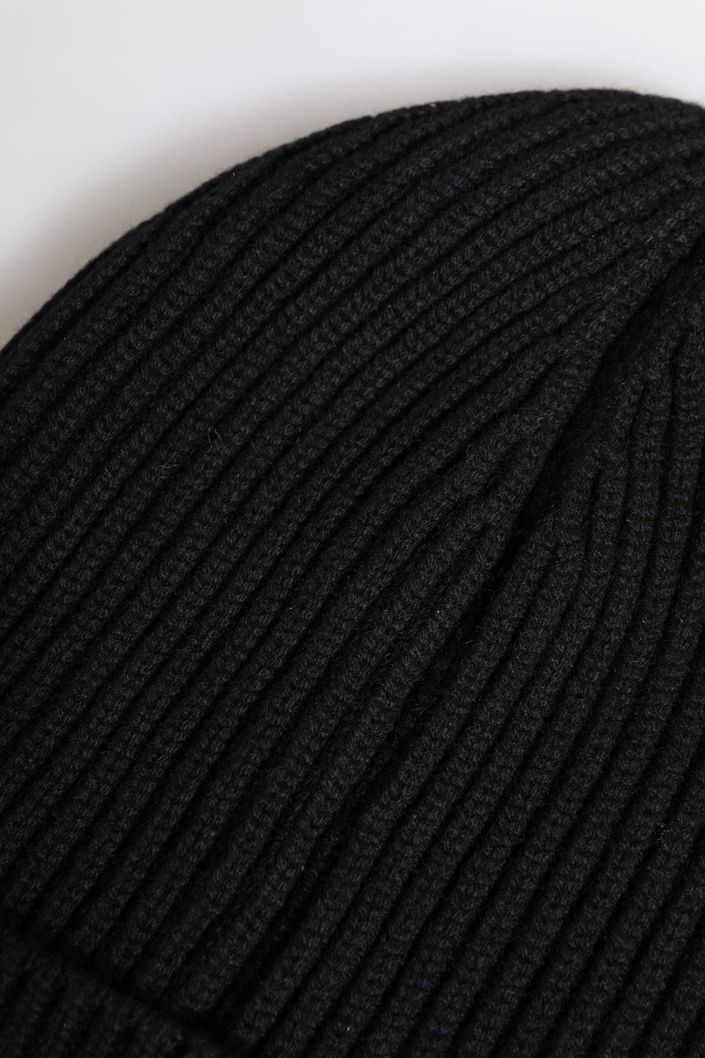 Dolce & Gabbana Black Cashmere Knit Winter Beanie