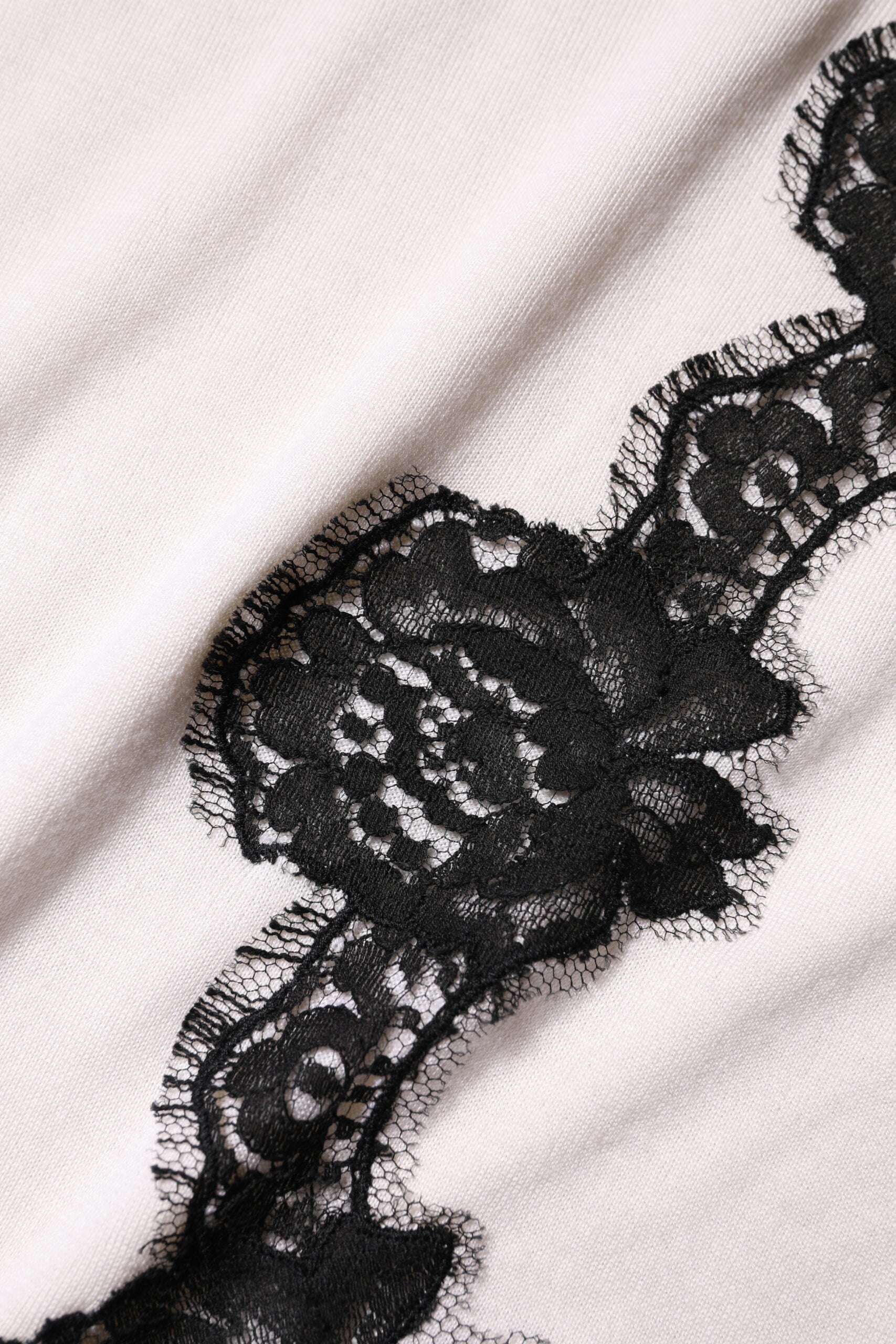 Dolce & Gabbana White Cashmere Tank Top with Floral Lace